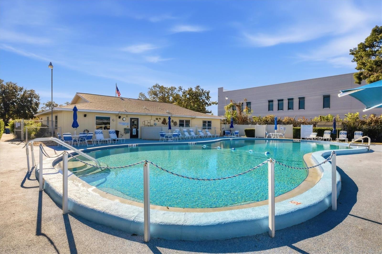 390 301 BLVD W #27B, BRADENTON, FL, 34205