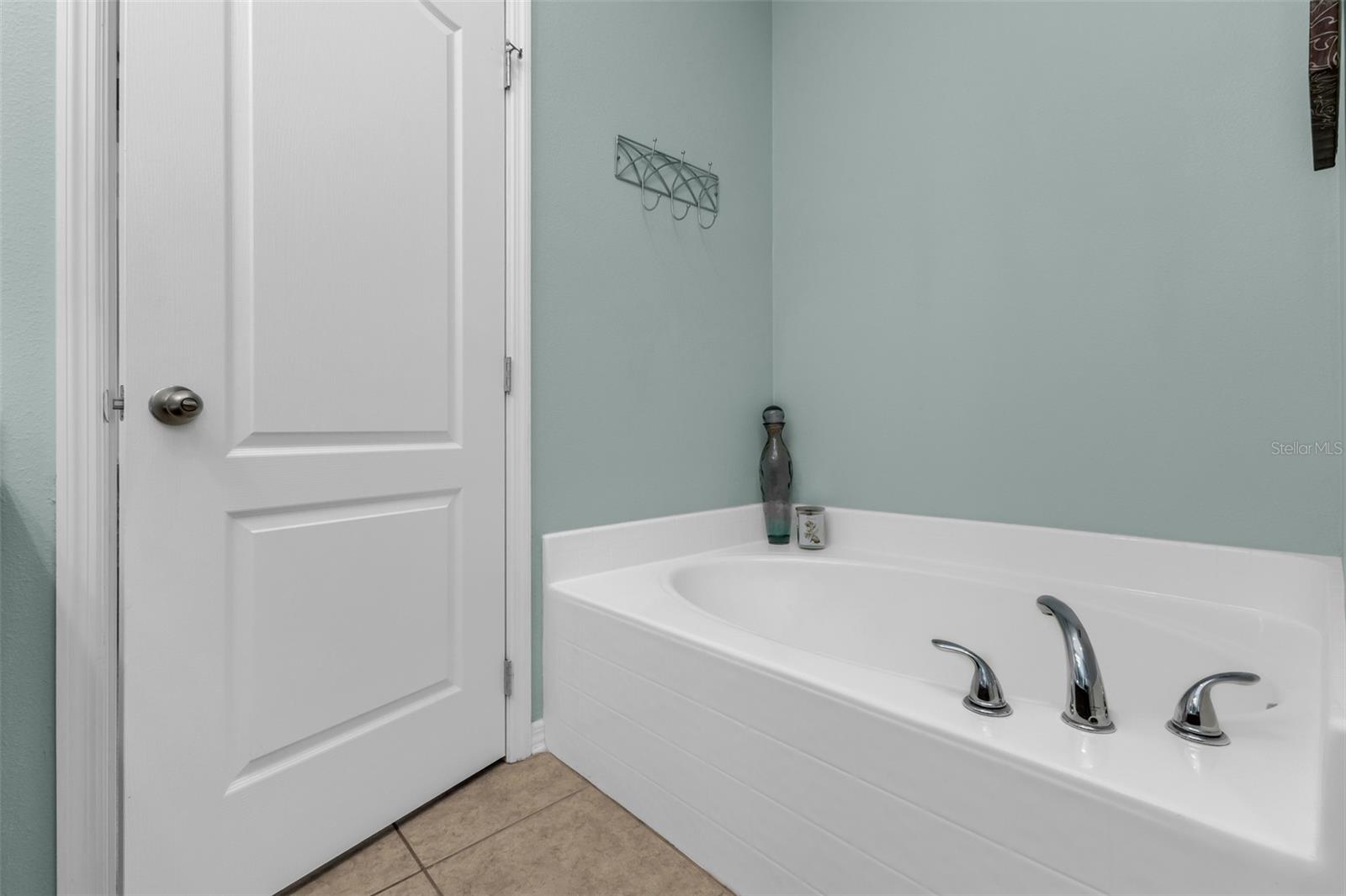 4011 RIVER BANK WAY, PUNTA GORDA, FL, 33980