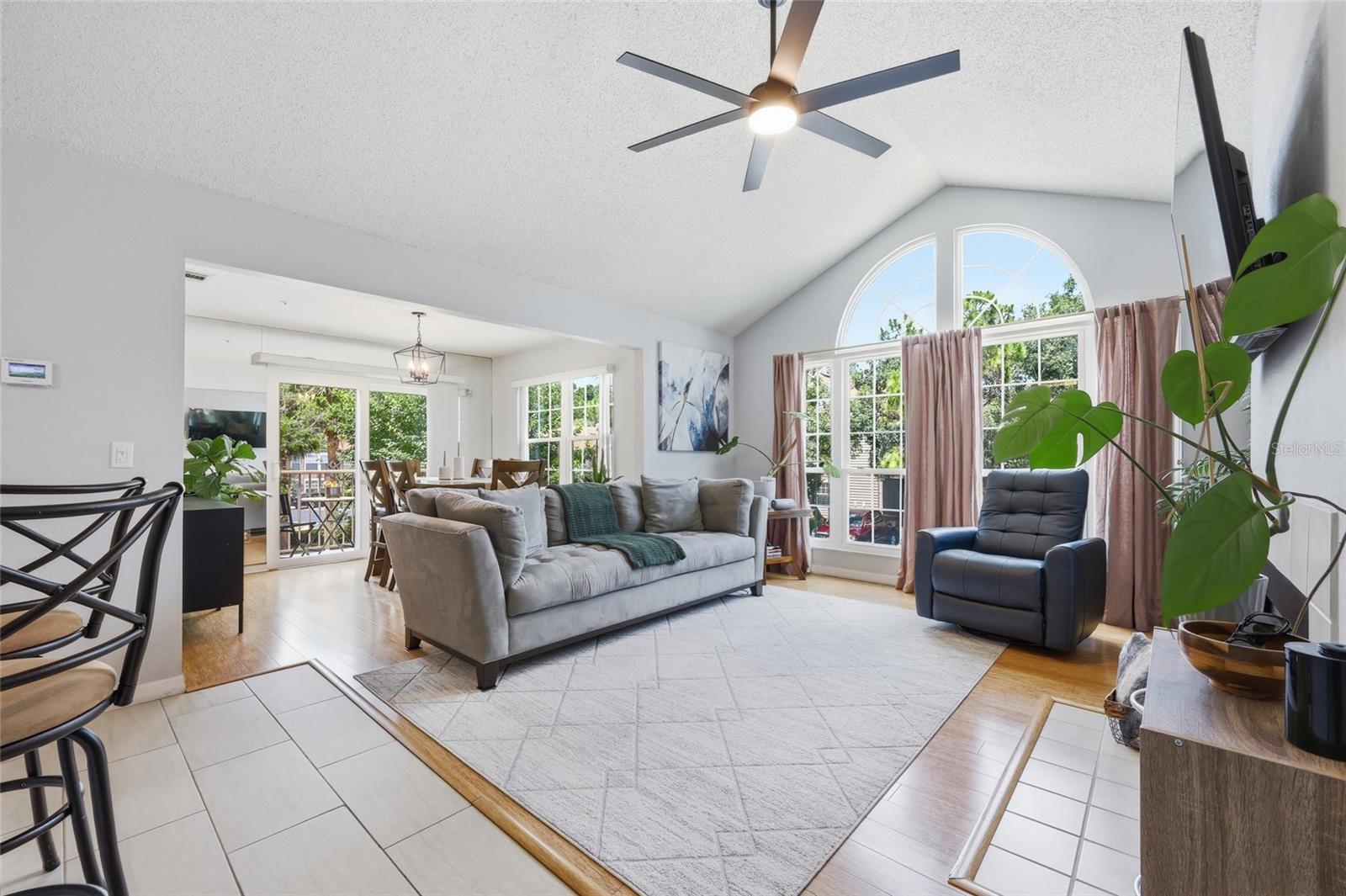 682 YOUNGSTOWN PKWY #330, ALTAMONTE SPRINGS, FL, 32714