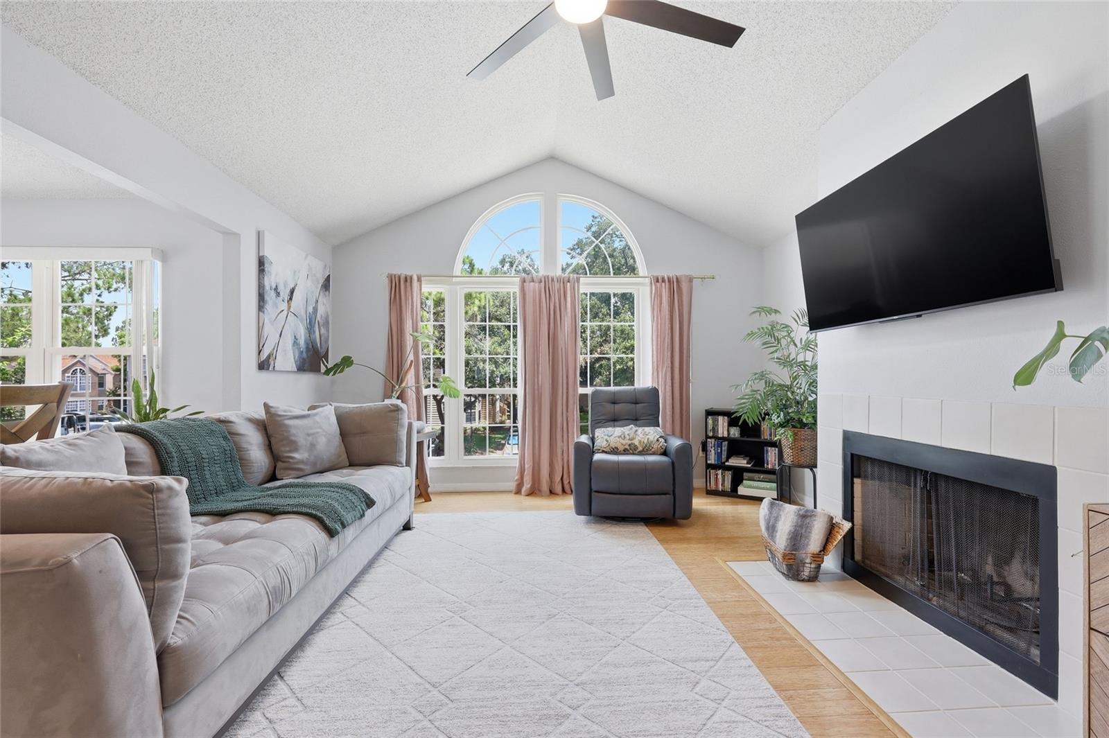 682 YOUNGSTOWN PKWY #330, ALTAMONTE SPRINGS, FL, 32714