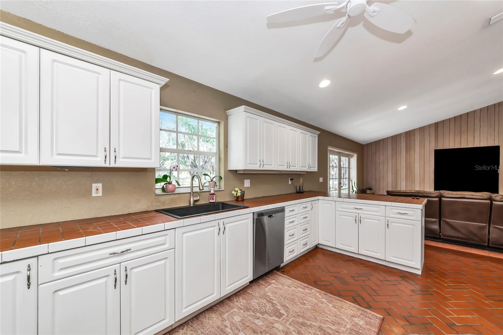 14705 MOSSY HAMMOCK LN, MYAKKA CITY, FL, 34251