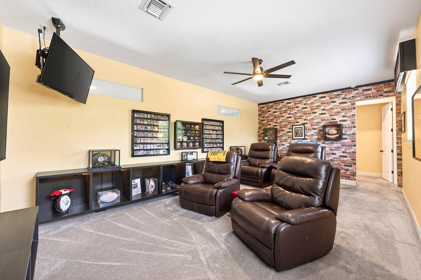 2756 LAKE PICKETT PL, CHULUOTA, FL, 32766