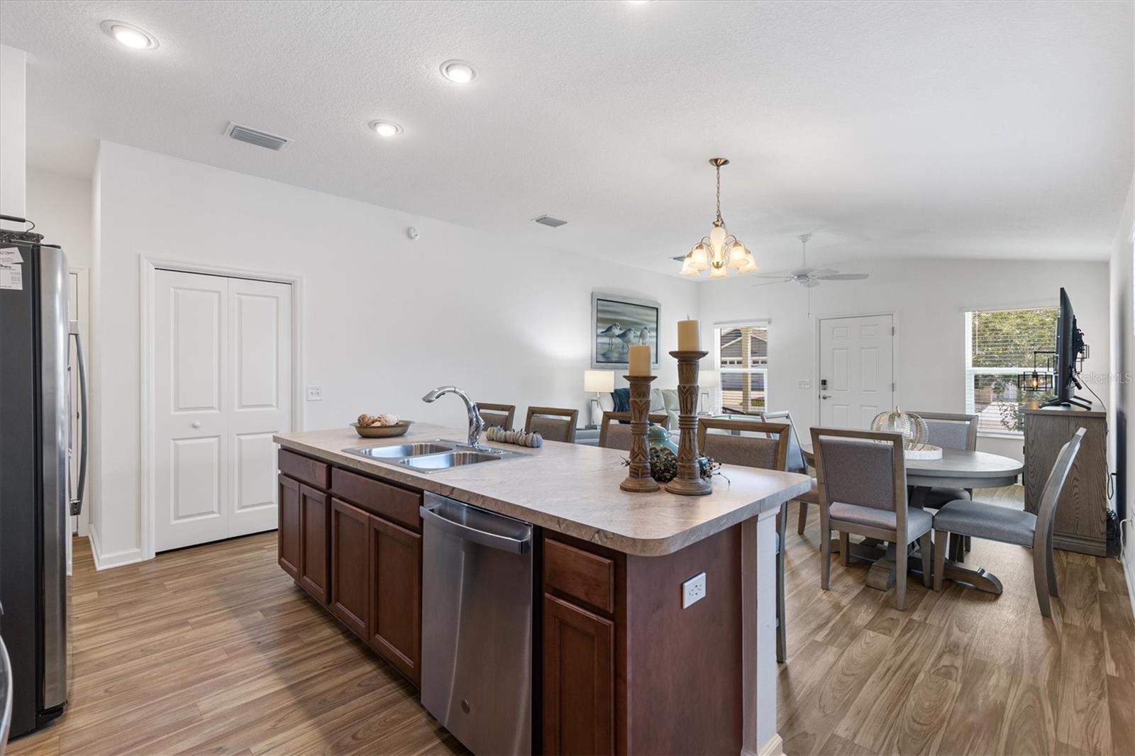 6088 TOMPKINS ST, THE VILLAGES, FL, 32163