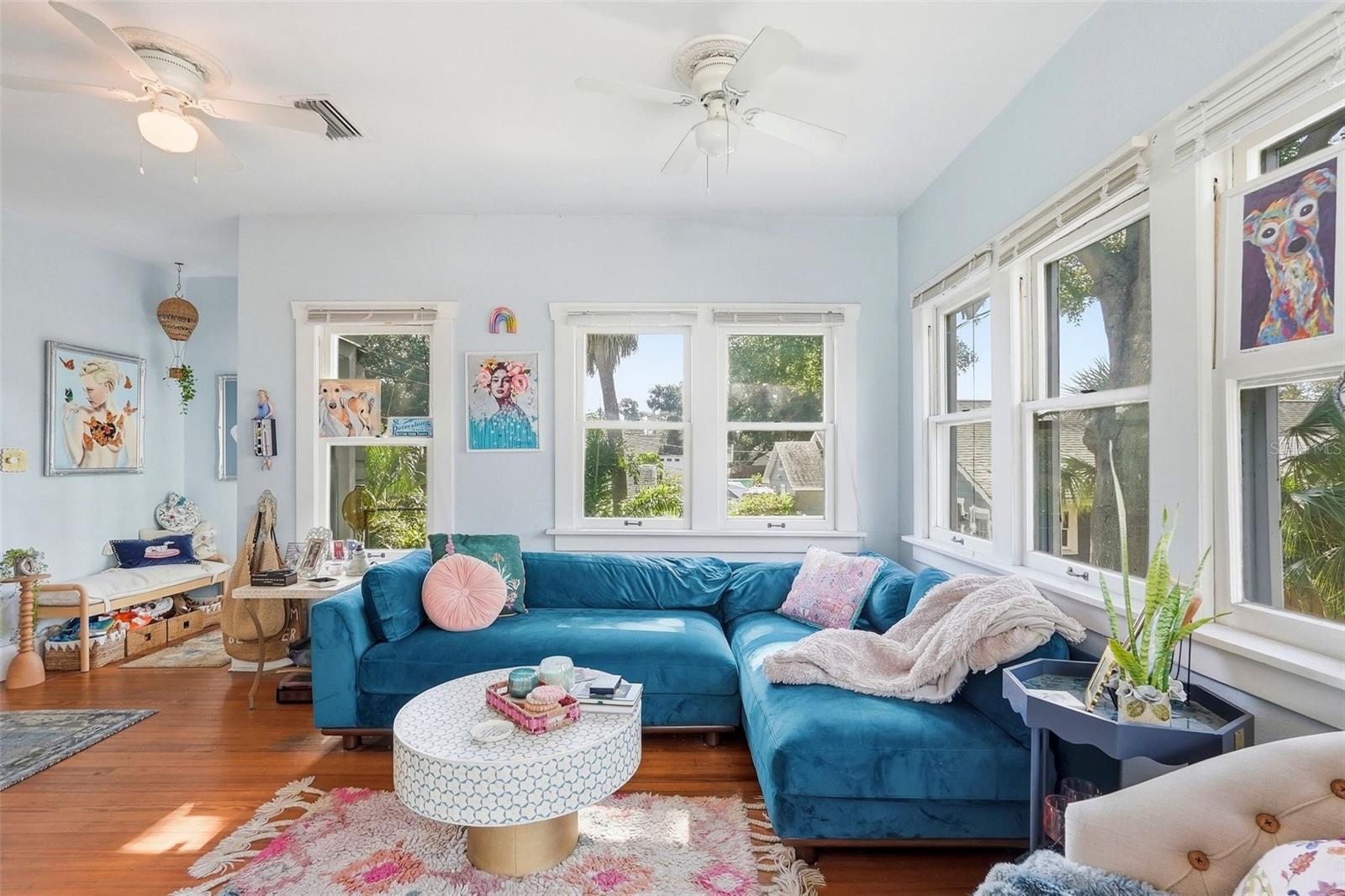 855 28TH AVE N, ST PETERSBURG, FL, 33704