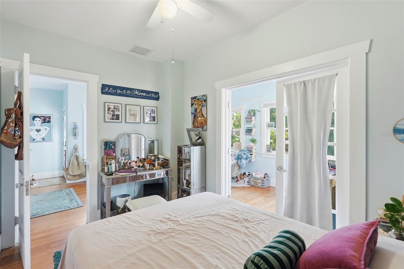 855 28TH AVE N, ST PETERSBURG, FL, 33704