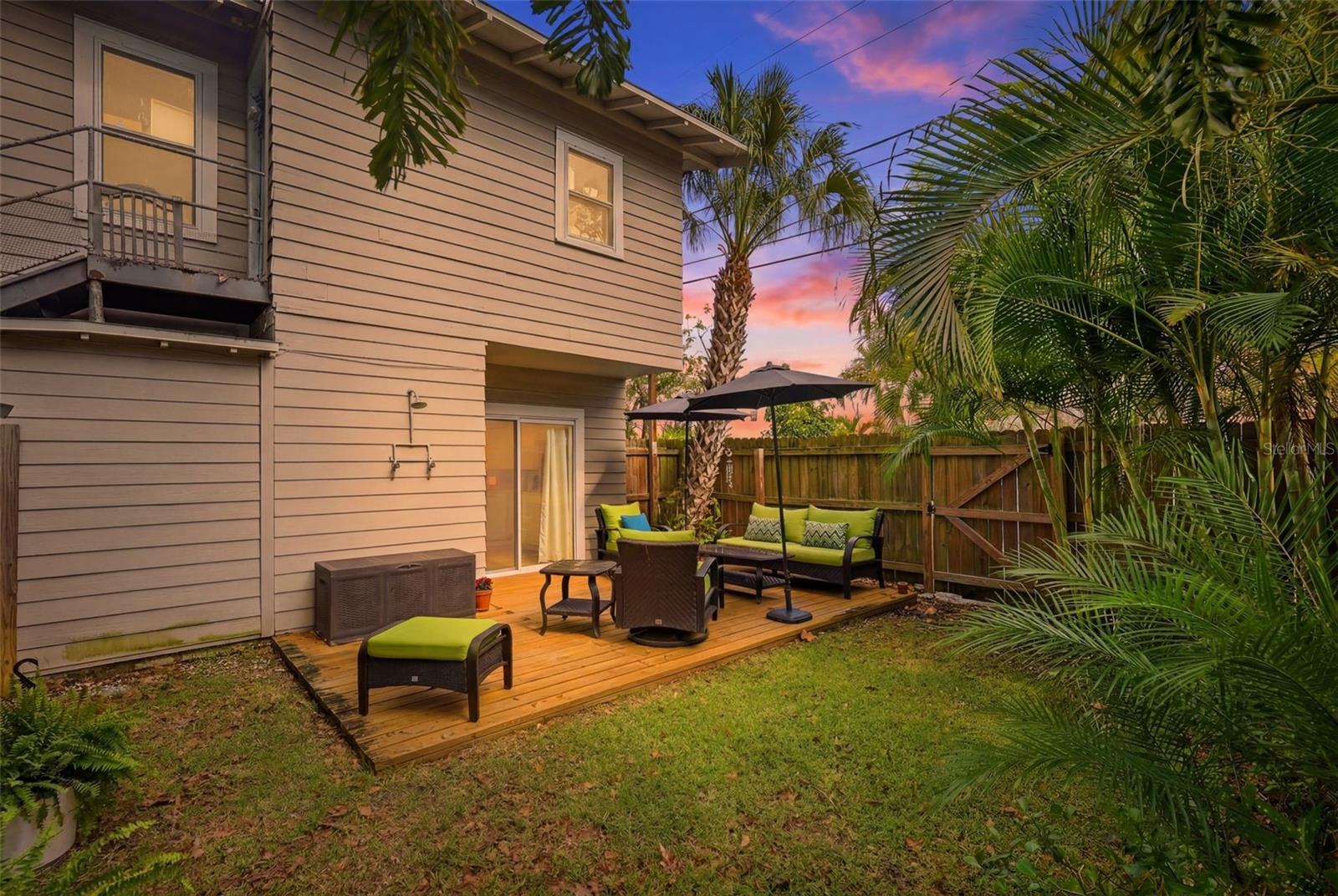 855 28TH AVE N, ST PETERSBURG, FL, 33704