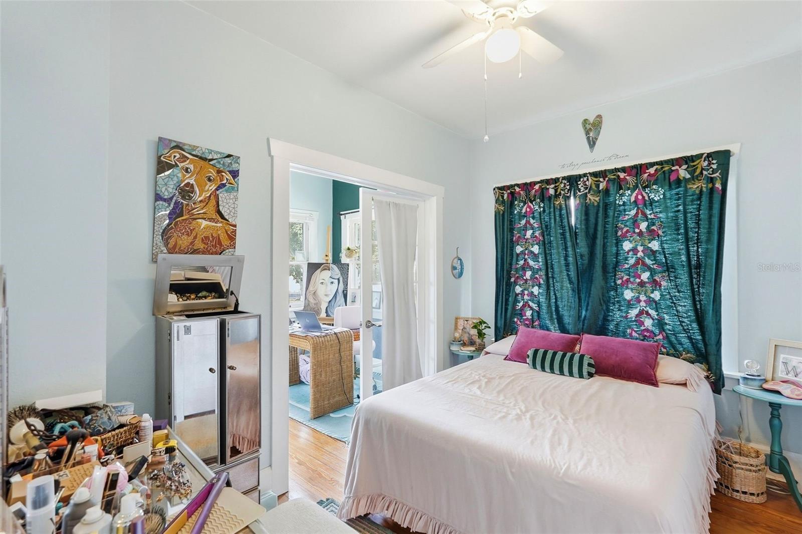 855 28TH AVE N, ST PETERSBURG, FL, 33704