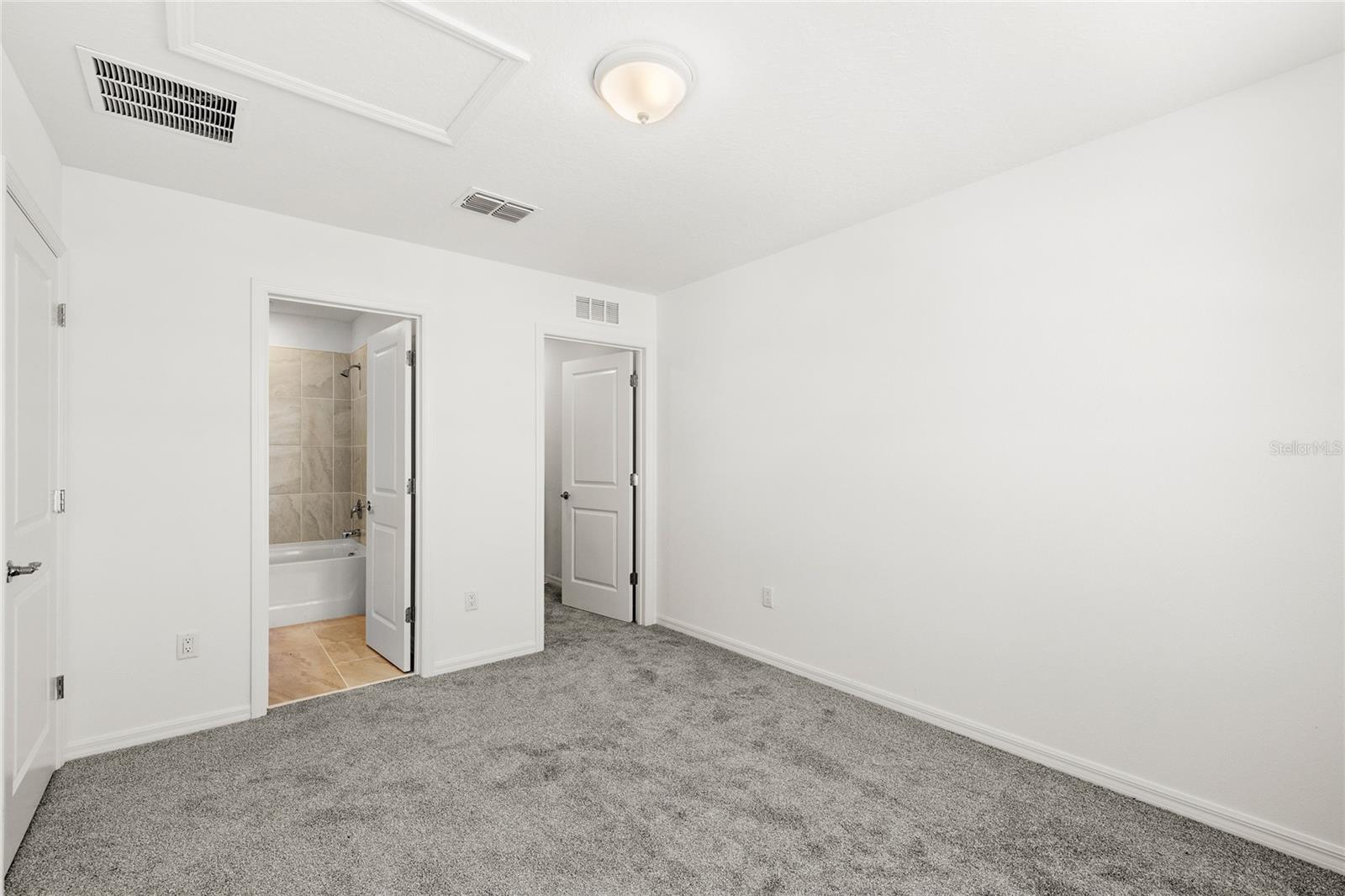 5650 ENCHANTED MEADOW ALY #B, CLERMONT, FL, 34714