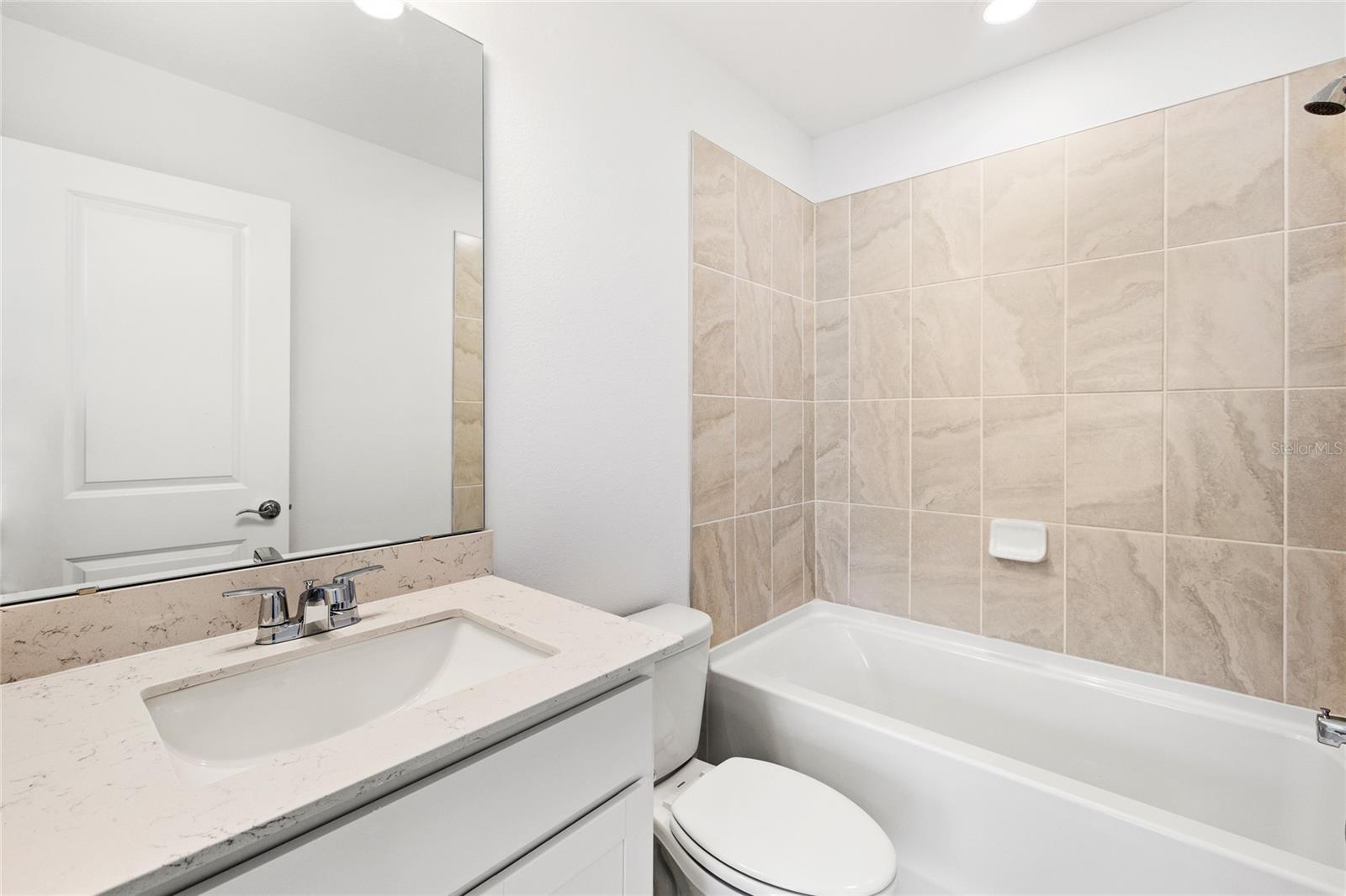 5650 ENCHANTED MEADOW ALY #B, CLERMONT, FL, 34714