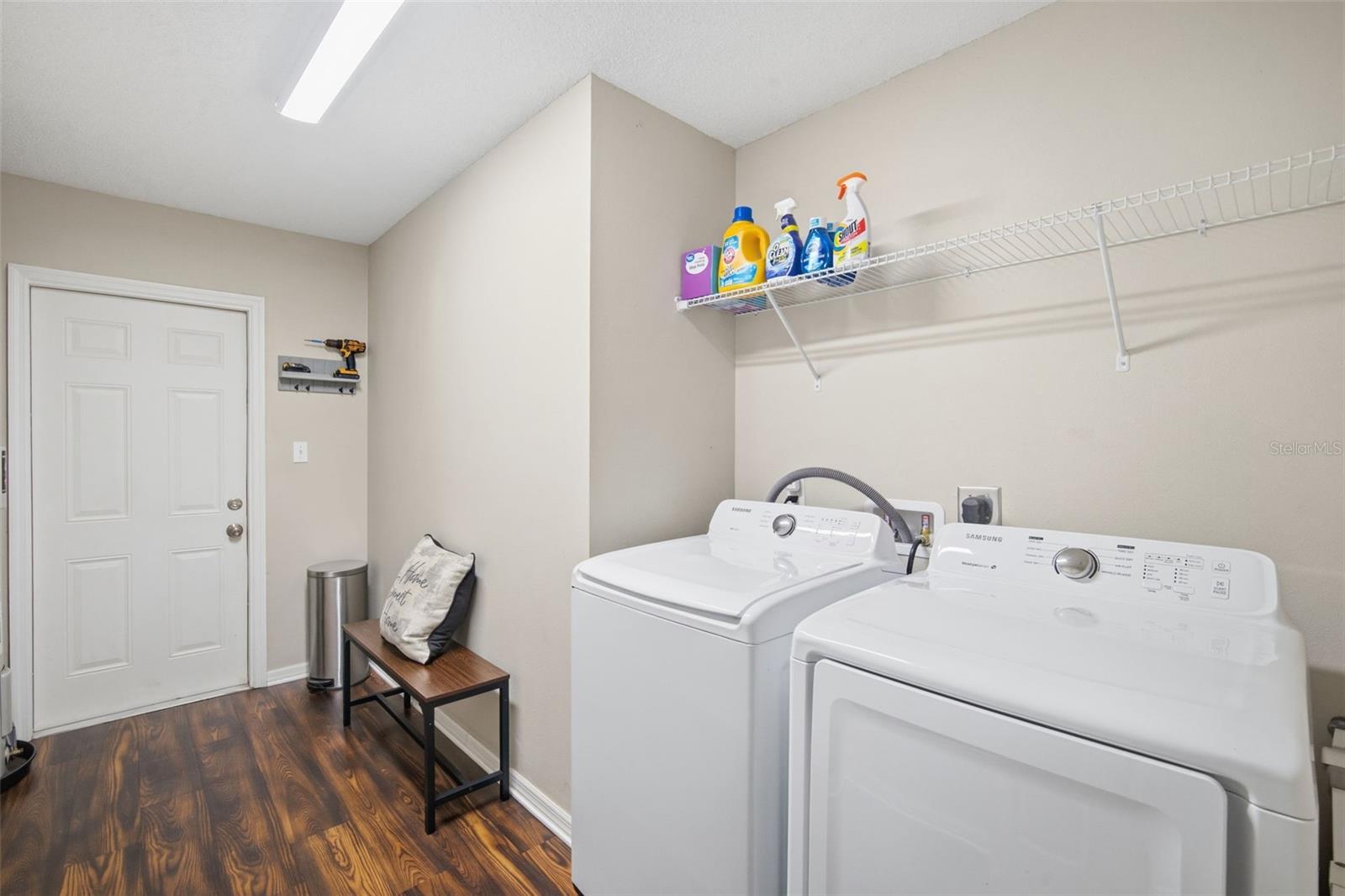 7327 SUNSHINE CIR, TAMPA, FL, 33634
