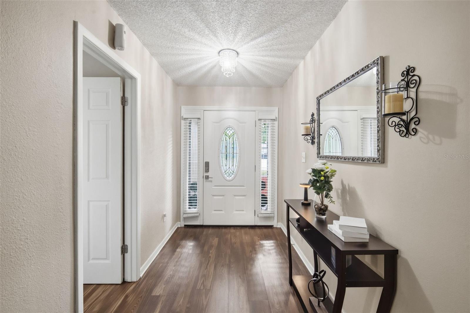 7327 SUNSHINE CIR, TAMPA, FL, 33634
