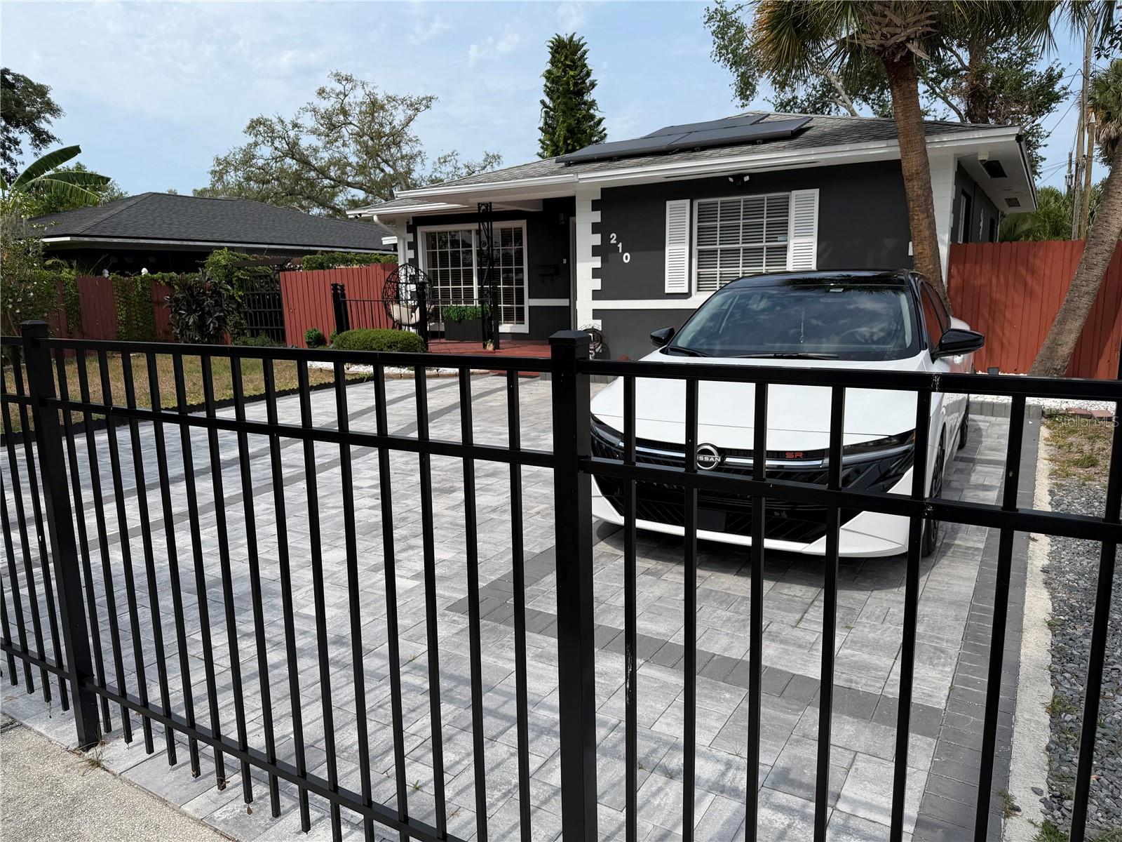 210 49TH ST N, ST PETERSBURG, FL, 33710