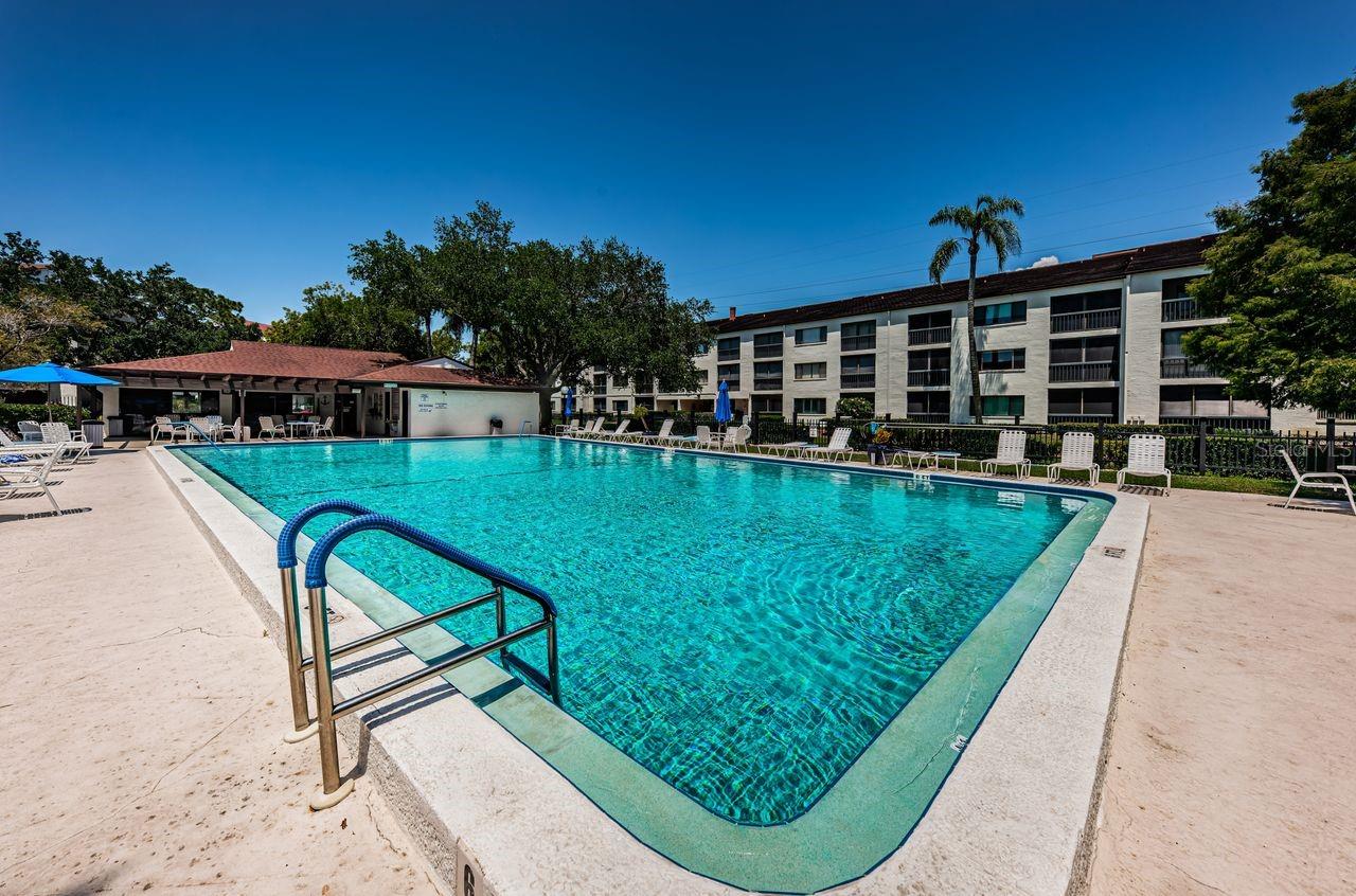 2581 COUNTRYSIDE BLVD #304, CLEARWATER, FL, 33761