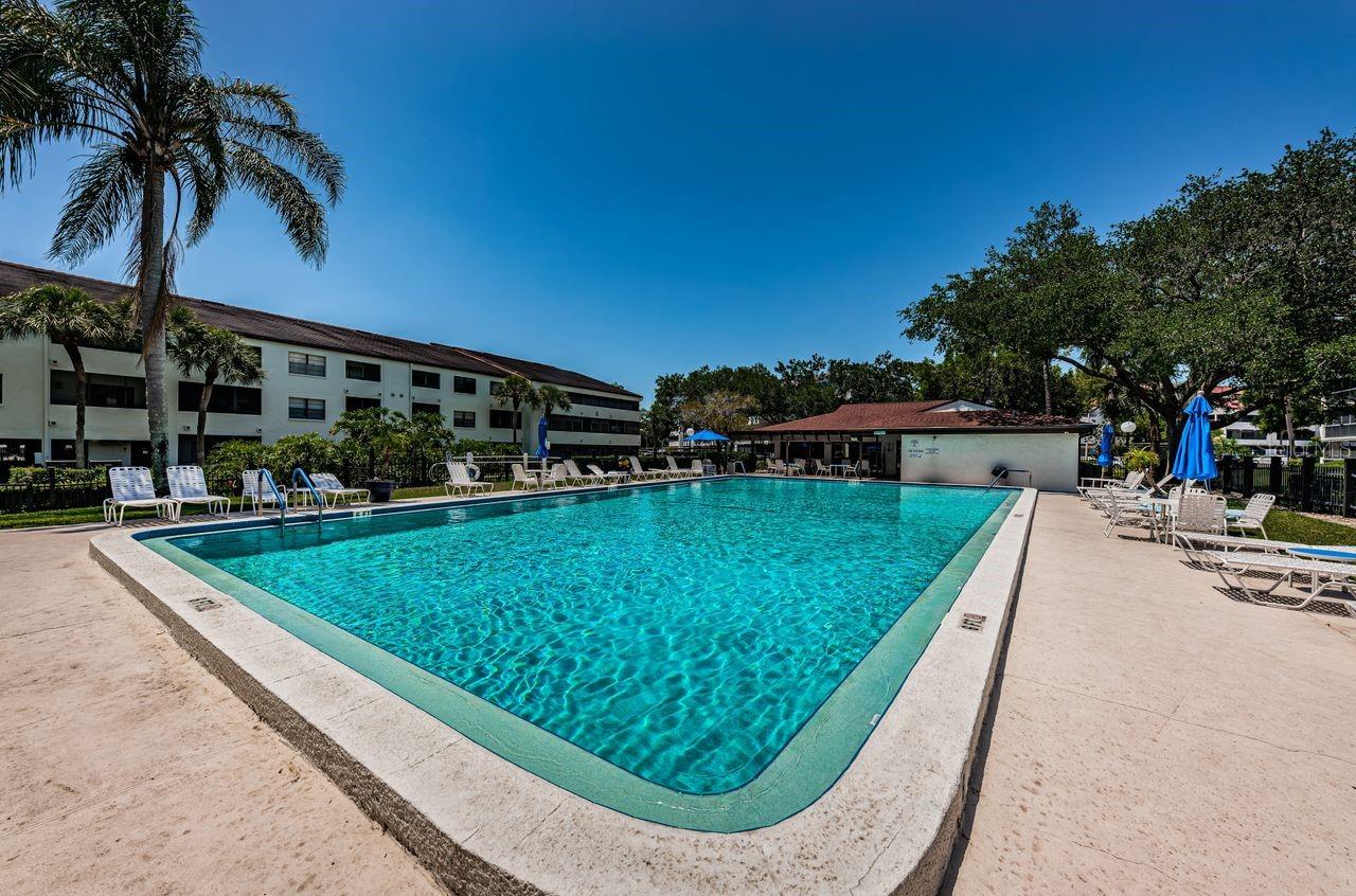 2581 COUNTRYSIDE BLVD #304, CLEARWATER, FL, 33761
