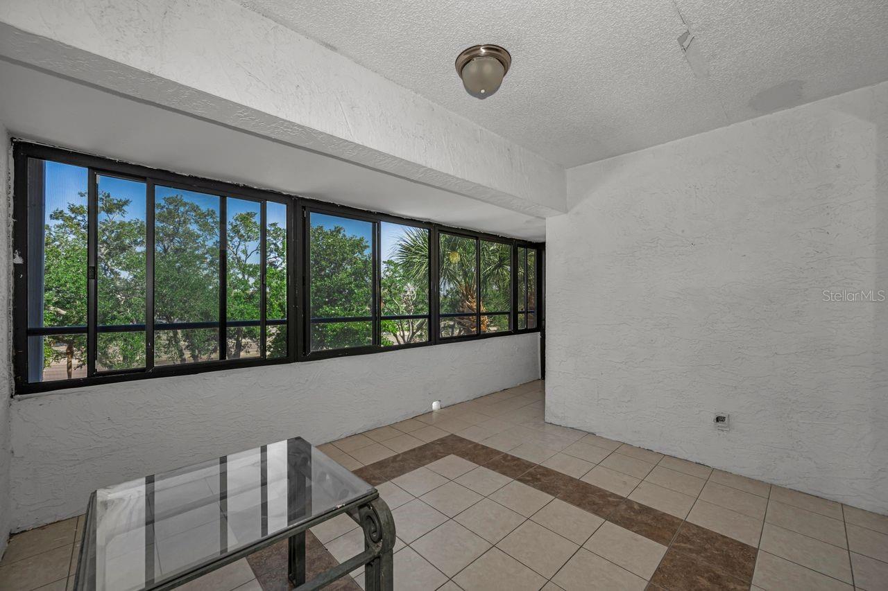 2581 COUNTRYSIDE BLVD #304, CLEARWATER, FL, 33761