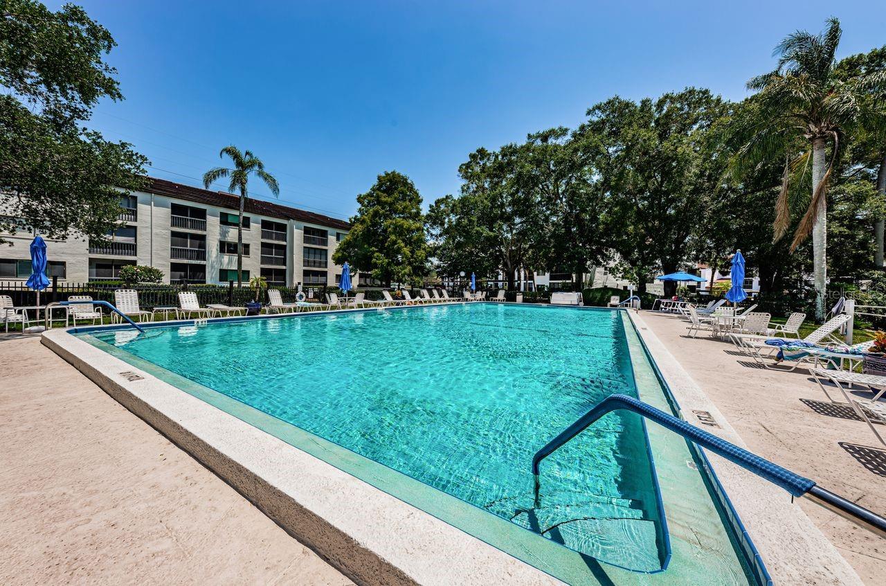 2581 COUNTRYSIDE BLVD #304, CLEARWATER, FL, 33761