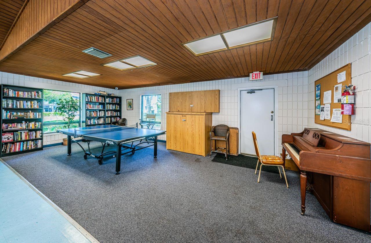 2581 COUNTRYSIDE BLVD #304, CLEARWATER, FL, 33761