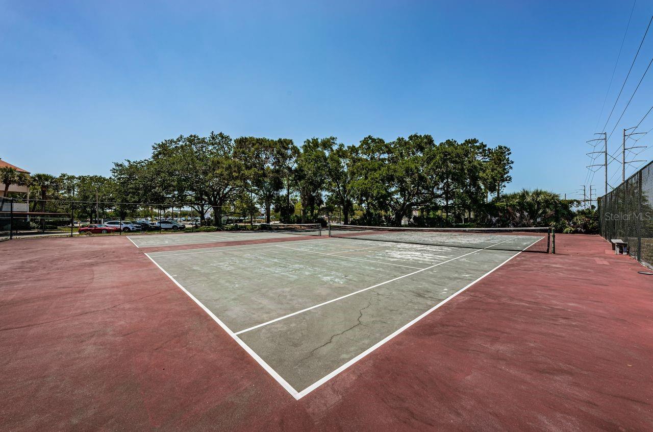 2581 COUNTRYSIDE BLVD #304, CLEARWATER, FL, 33761
