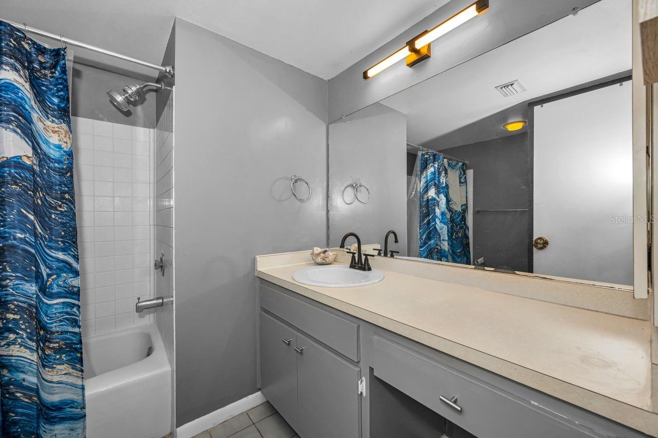 2581 COUNTRYSIDE BLVD #304, CLEARWATER, FL, 33761
