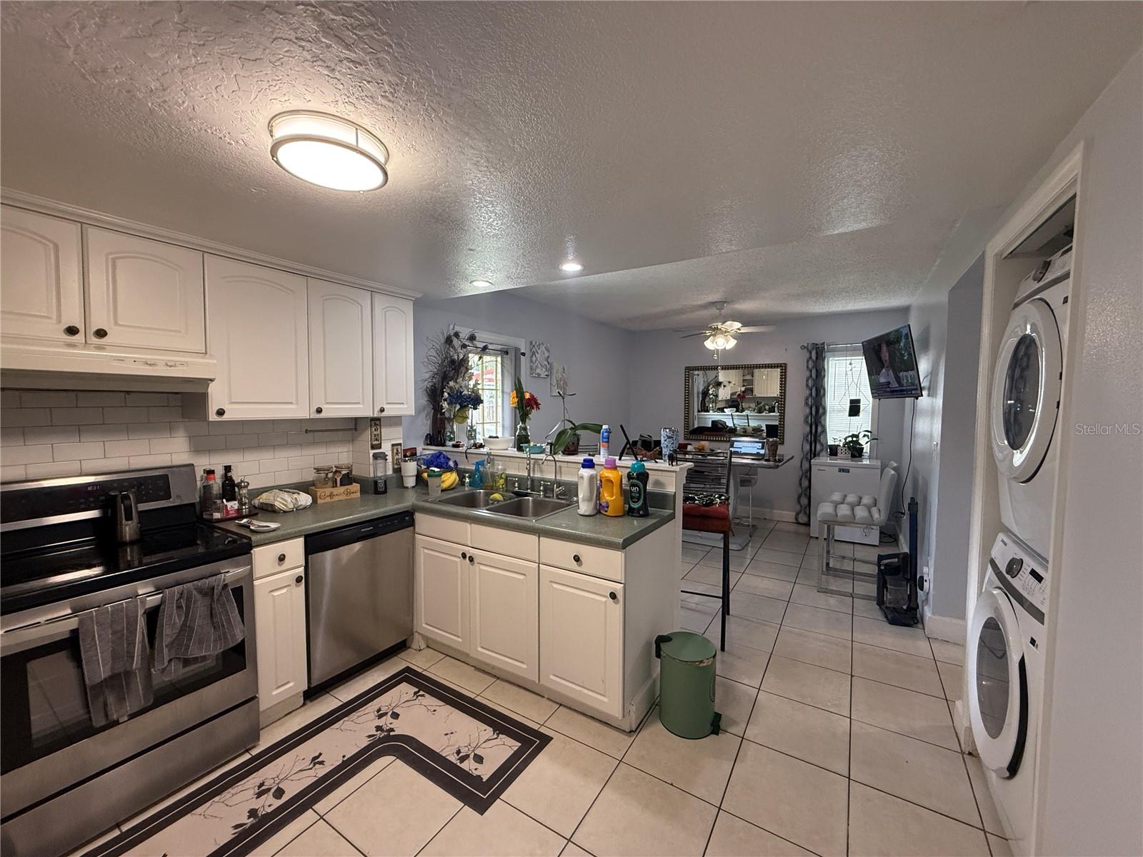 900 TIMOR AVE, ORLANDO, FL, 32804