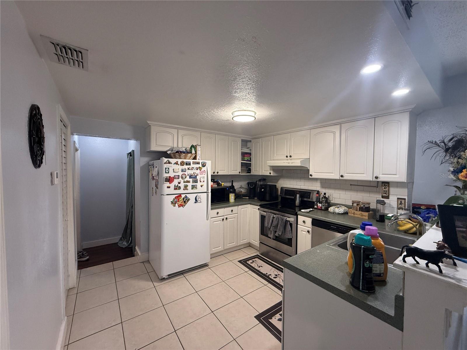 900 TIMOR AVE, ORLANDO, FL, 32804