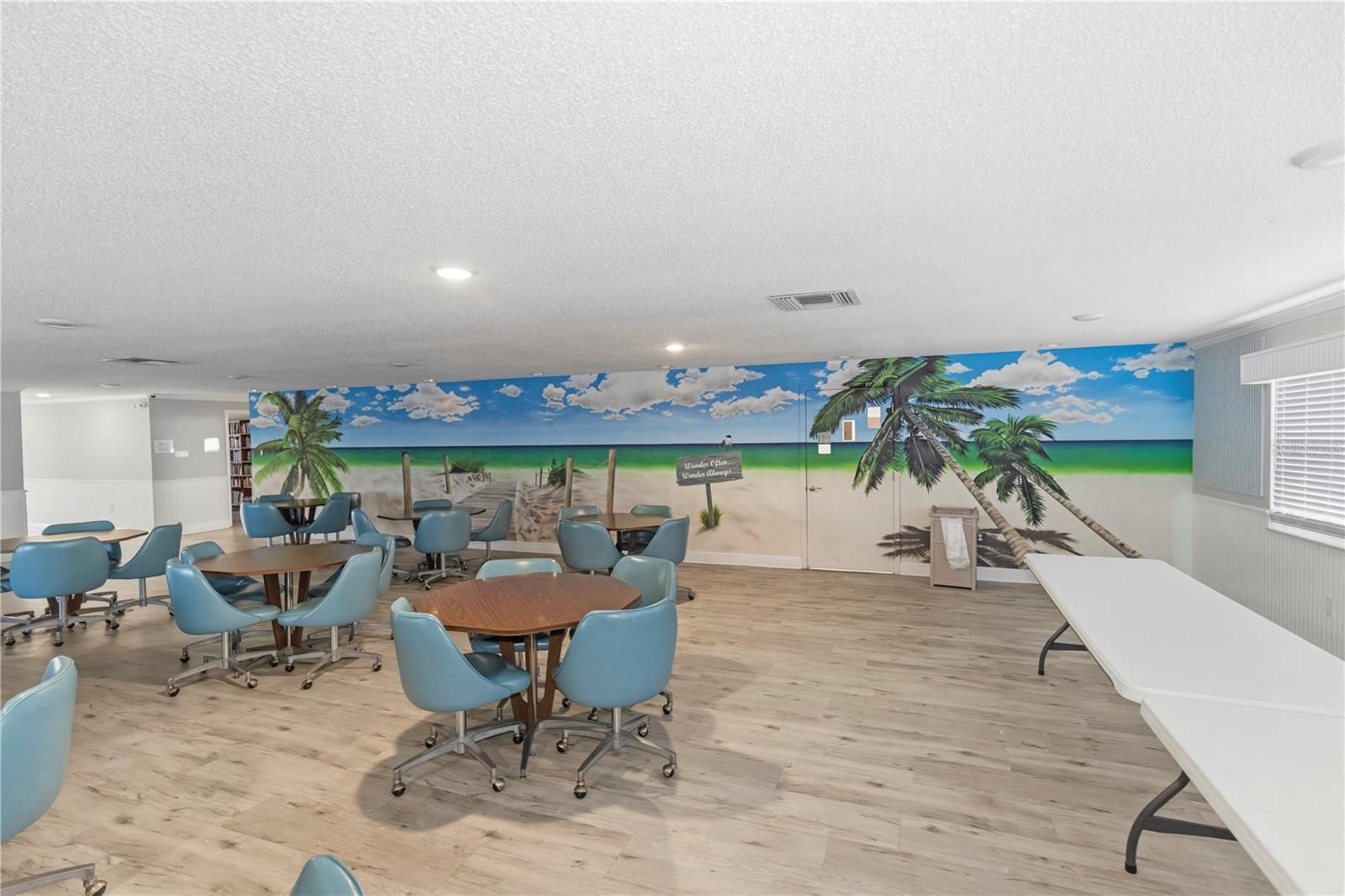 6025 SHORE BLVD S #406, GULFPORT, FL, 33707