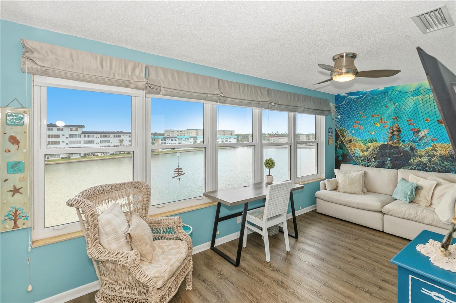 6025 SHORE BLVD S #406, GULFPORT, FL, 33707