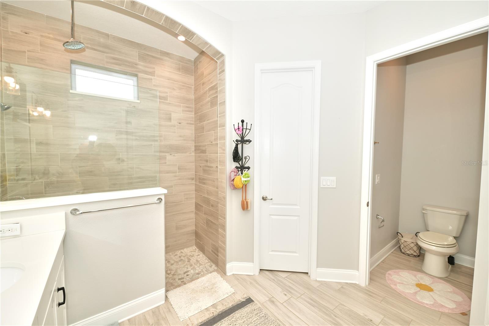 8771 BETZIG ALY, ORLANDO, FL, 32827