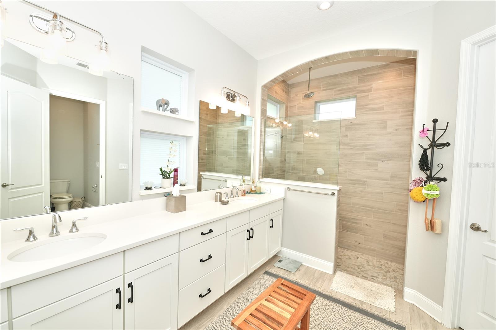 8771 BETZIG ALY, ORLANDO, FL, 32827