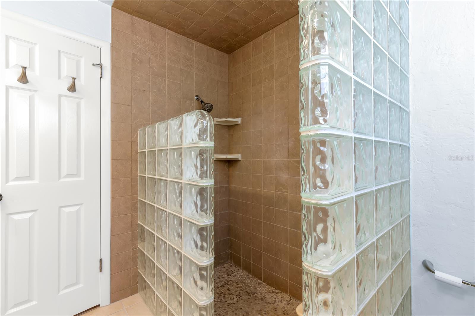 297 MONTE CRISTO BLVD, TIERRA VERDE, FL, 33715