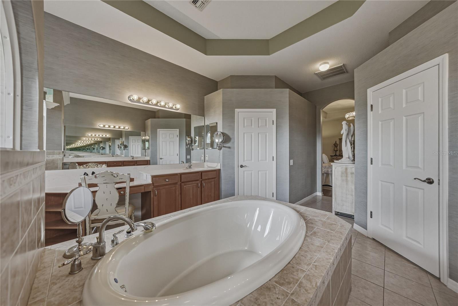 13236 LEGENDS TRL, DADE CITY, FL, 33525
