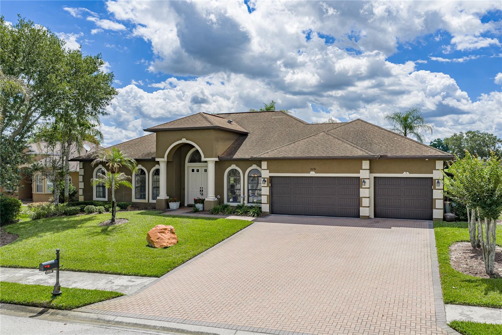 13236 LEGENDS TRL, DADE CITY, FL, 33525