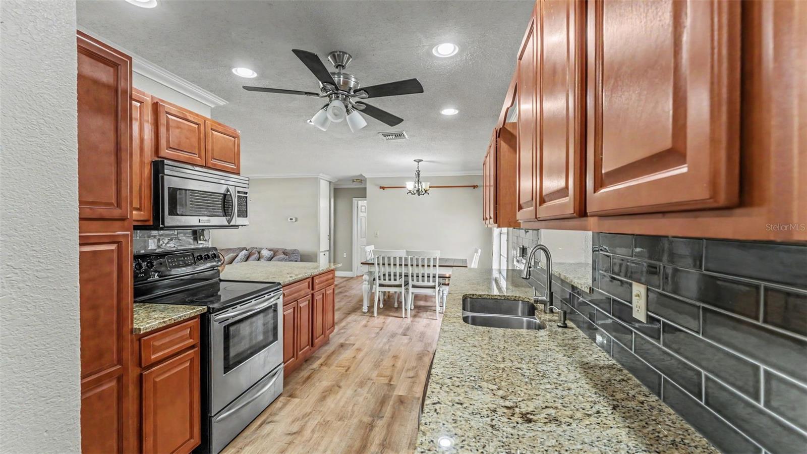 1422 NANCESOWEE AVE, SEBRING, FL, 33870
