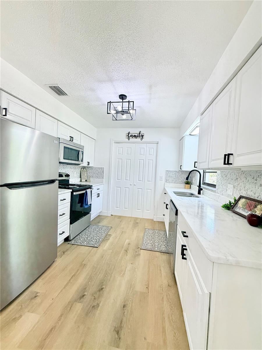 5240 SE 114TH PL, BELLEVIEW, FL, 34420