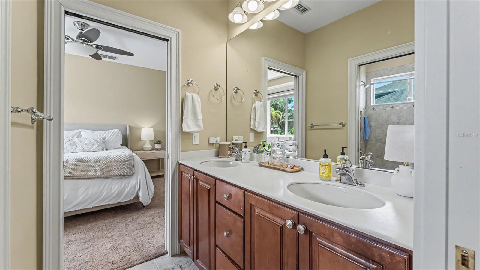 664 WHISPER WOODS DR, LAKELAND, FL, 33813