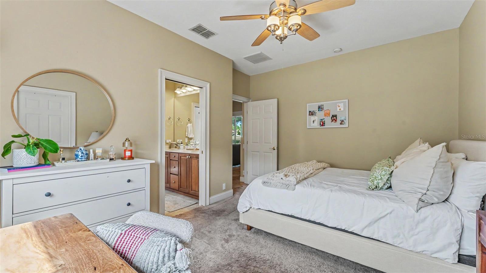 664 WHISPER WOODS DR, LAKELAND, FL, 33813