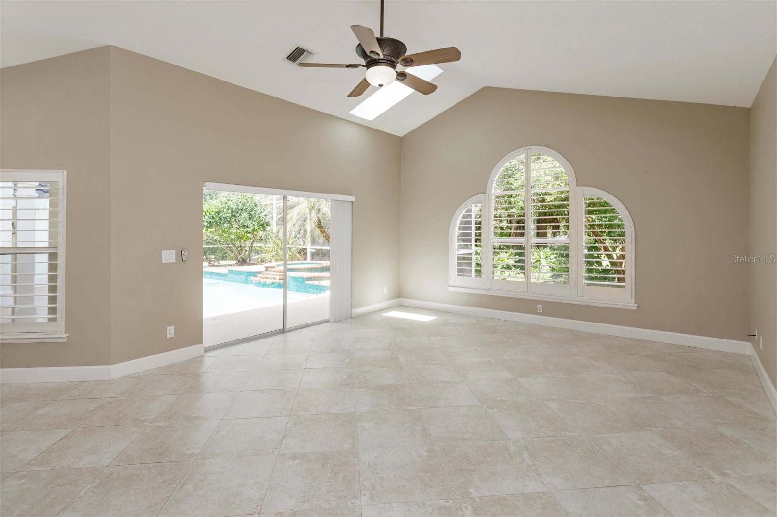4965 SHORELINE CIR, SANFORD, FL, 32771