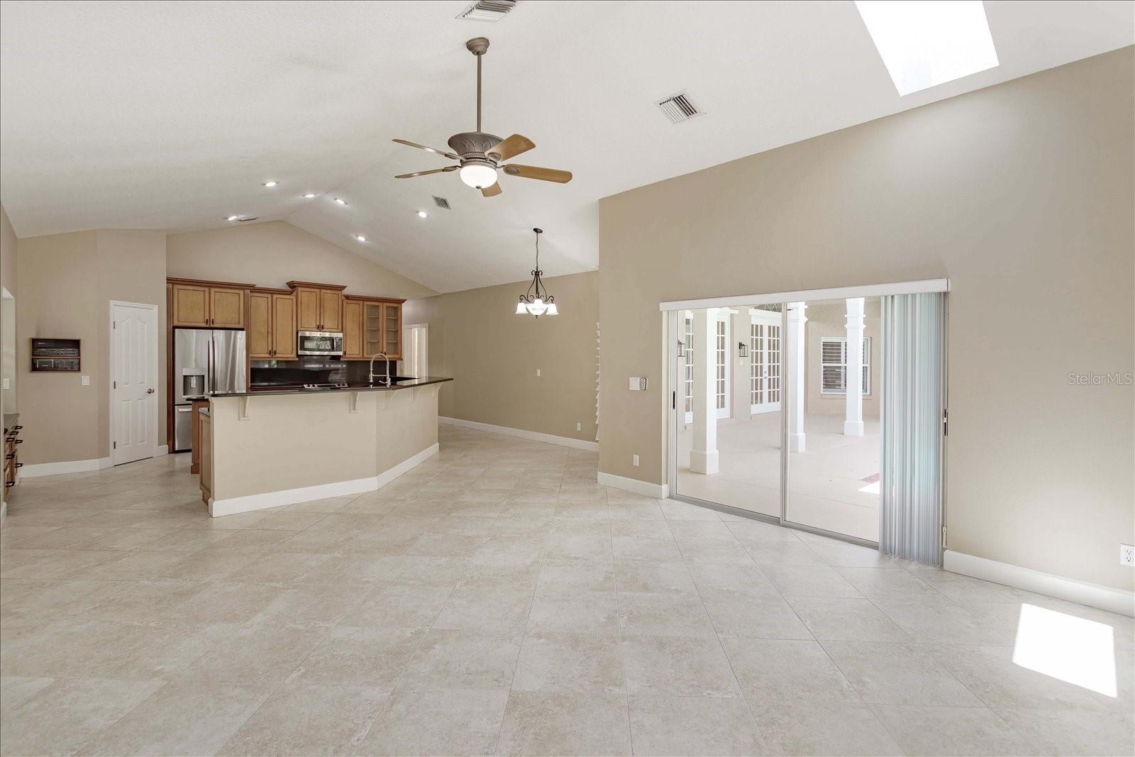 4965 SHORELINE CIR, SANFORD, FL, 32771