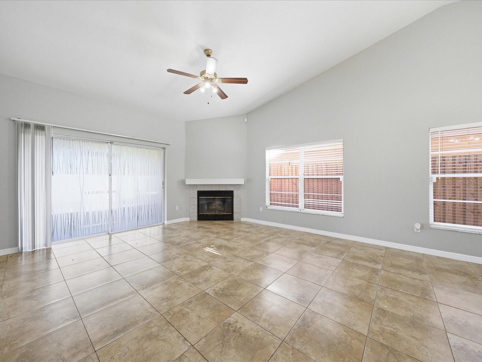 7615 LEMON WOOD CT, TAMPA, FL, 33625