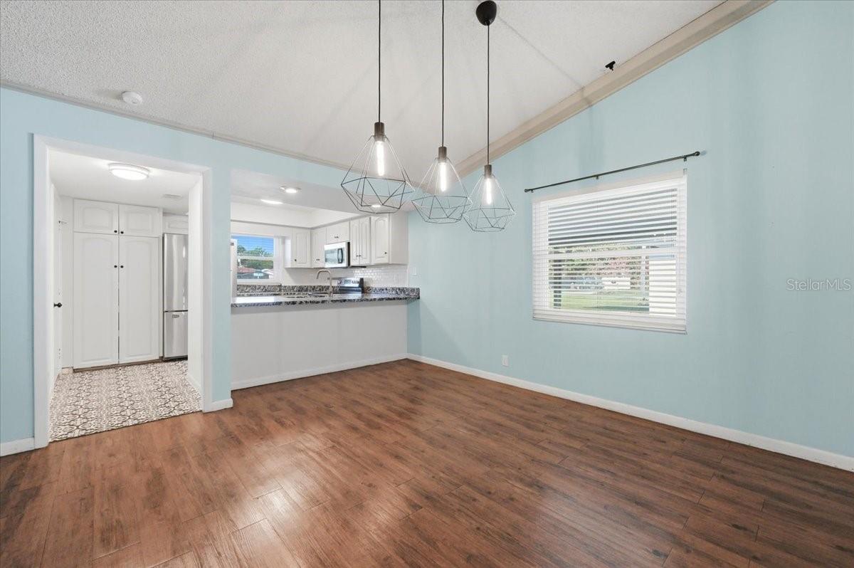 430 HILLCREST DR SE, WINTER HAVEN, FL, 33884