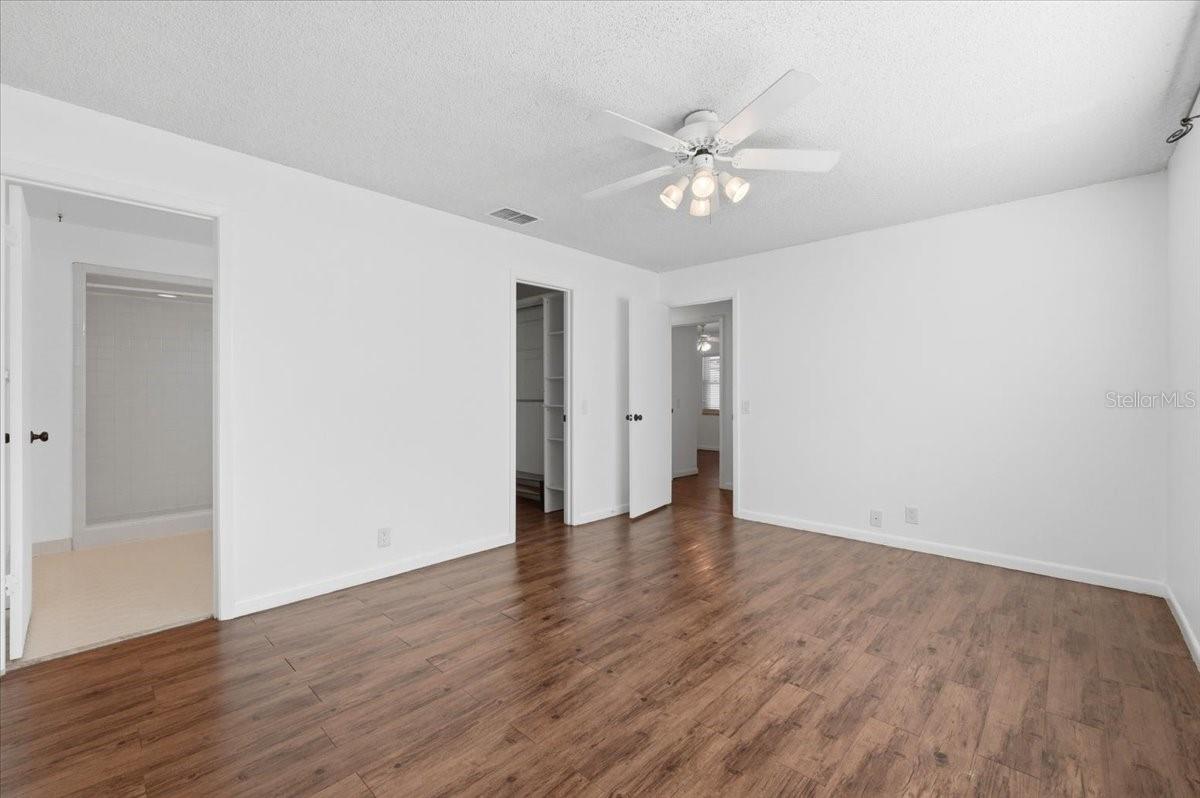 430 HILLCREST DR SE, WINTER HAVEN, FL, 33884