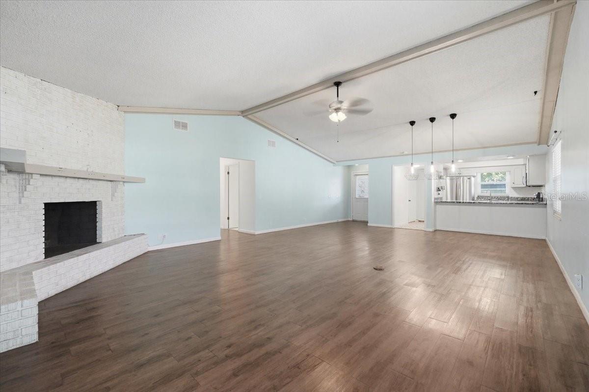 430 HILLCREST DR SE, WINTER HAVEN, FL, 33884