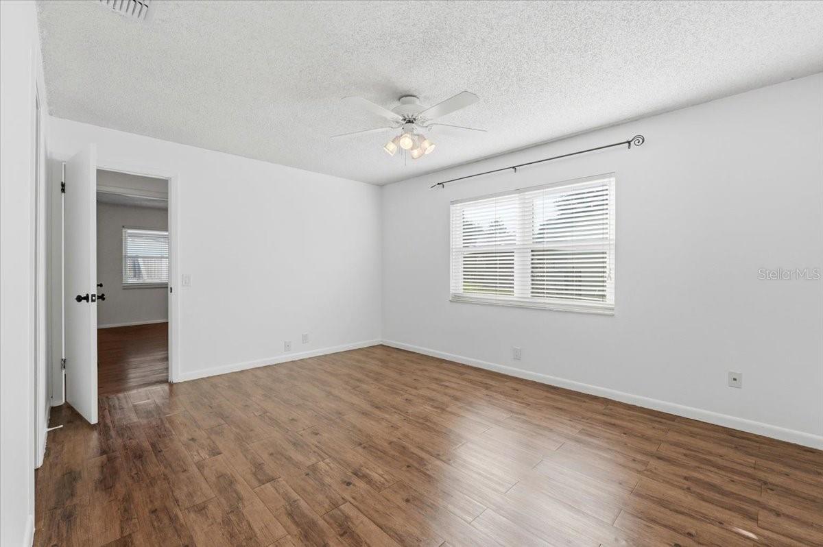 430 HILLCREST DR SE, WINTER HAVEN, FL, 33884
