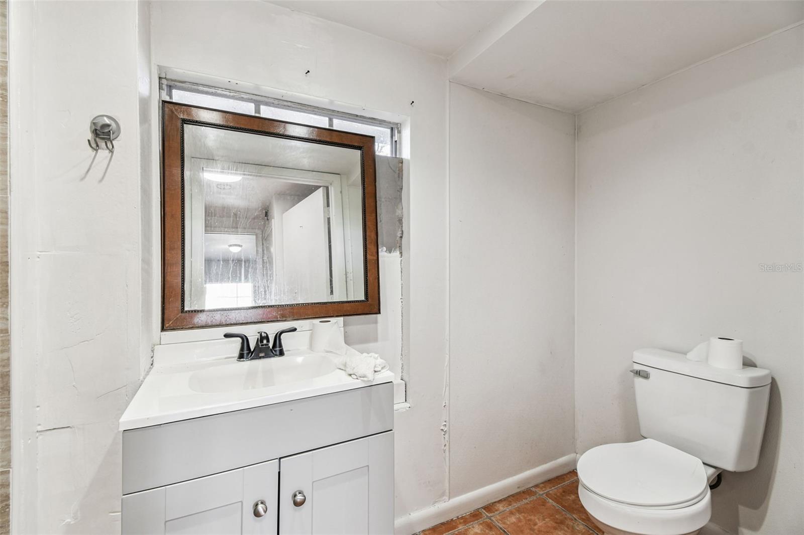 855 E BRANDON BLVD, BRANDON, FL, 33511