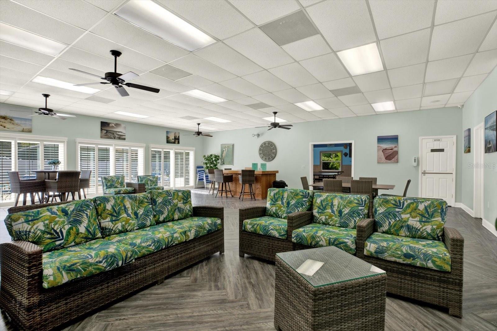 10800 US HIGHWAY 19 N #136, PINELLAS PARK, FL, 33782