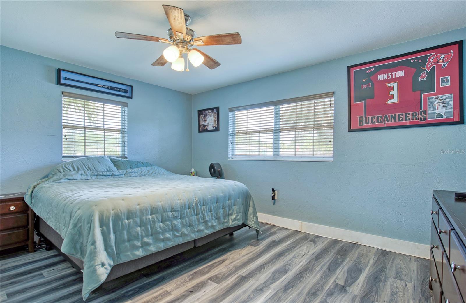 4250 81ST AVE N, PINELLAS PARK, FL, 33781