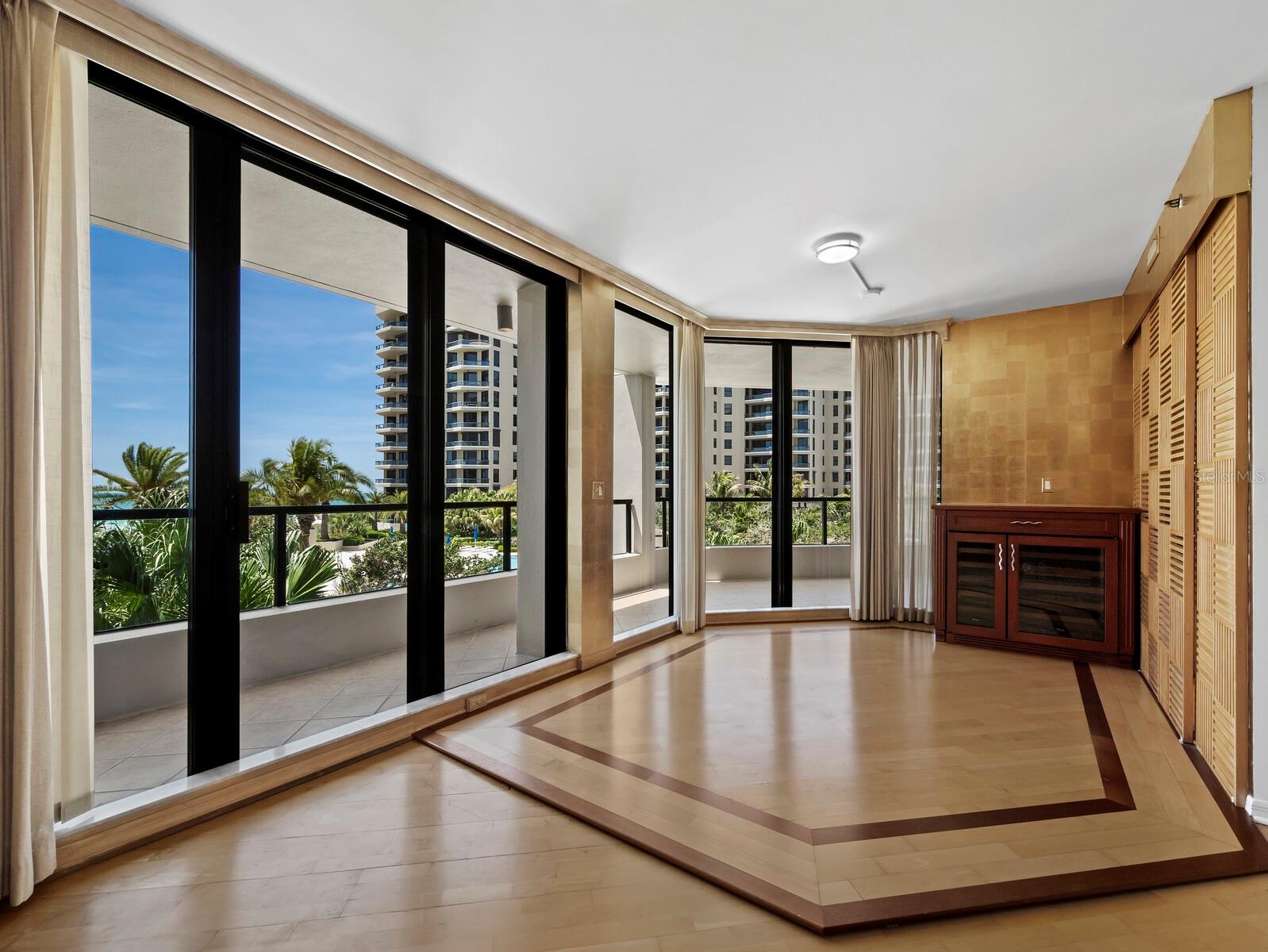 1211 GULF OF MEXICO DR #109, LONGBOAT KEY, FL, 34228