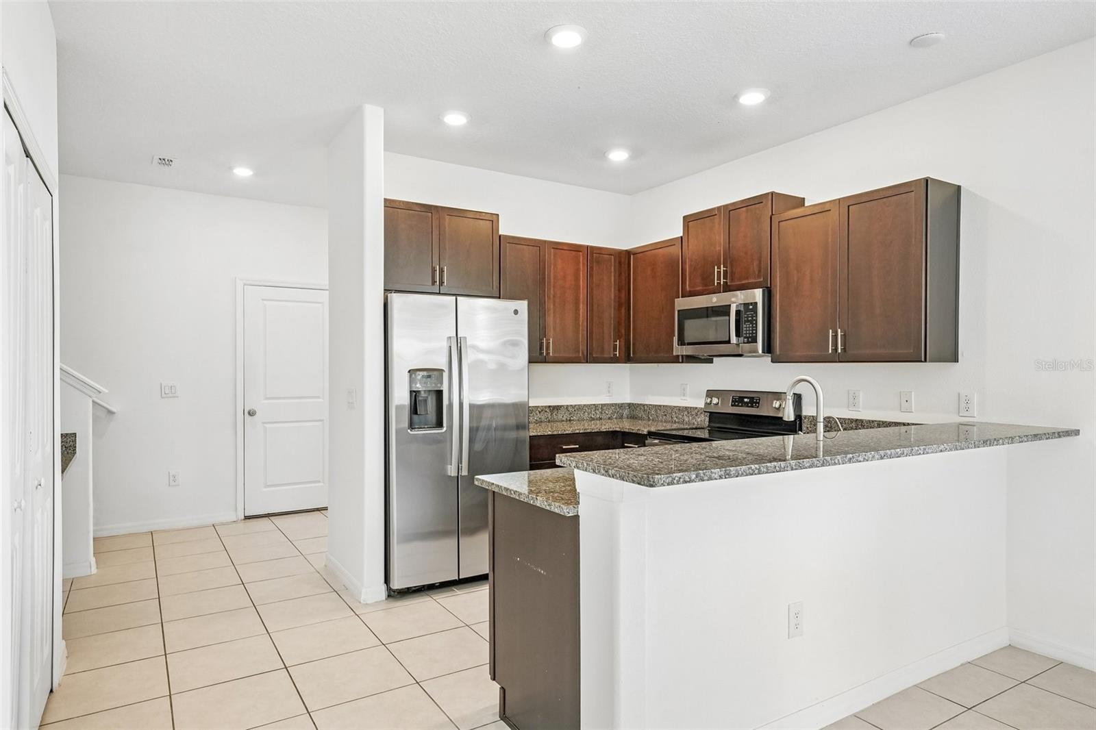 14302 EDITORS NOTE ST, SUN CITY CENTER, FL, 33573