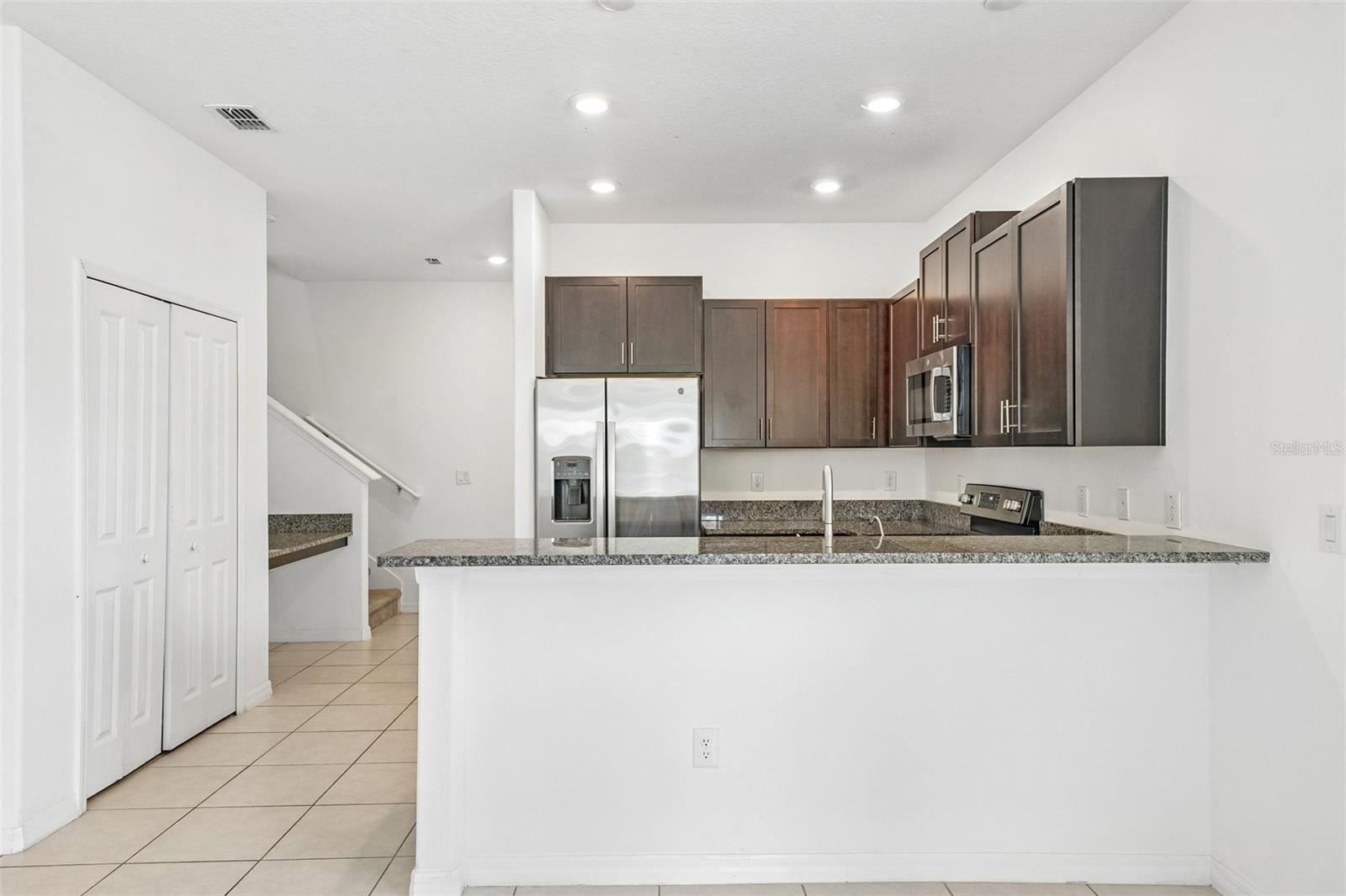 14302 EDITORS NOTE ST, SUN CITY CENTER, FL, 33573