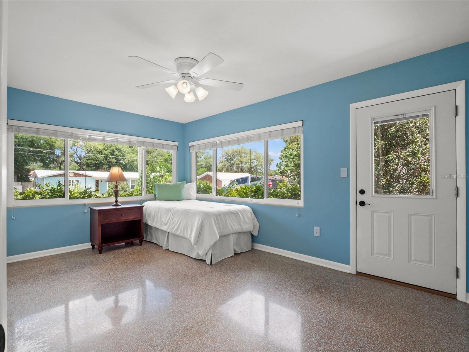 27 COLUMBINE TRL, DEBARY, FL, 32713